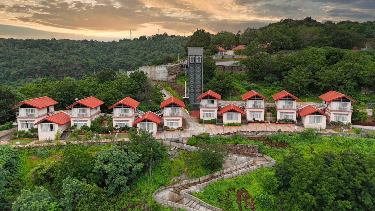 Hilltop Mrugavani